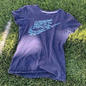 Nike tshirt